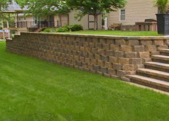 Retaining-Wall-Front-Yard